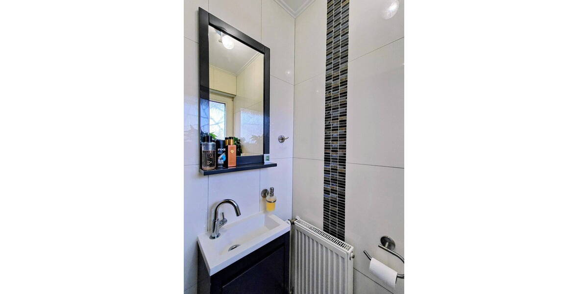 Reihenendhaus Duisburg Hochemmerich - 8 Zimmer, 160 m&sup2;, 498.000&euro; | Angebot:26188390