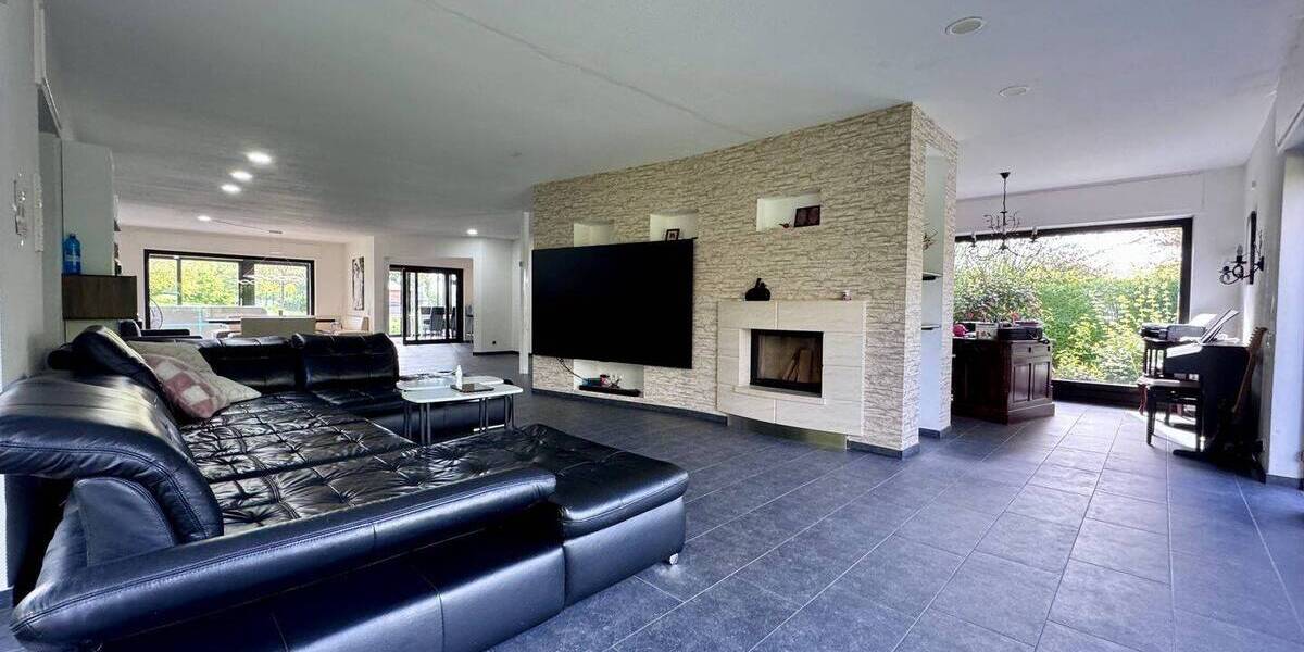 Einfamilienhaus Ratingen Breitscheid - 4 Zimmer, 315 m&sup2;, 1.150.000&euro; | Angebot:26455353