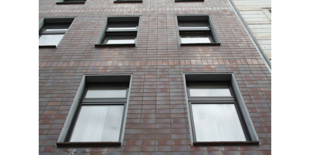 Provisionsfrei* Mehrfamilienhaus mit 277 m² Wohnfläche, komplett renoviert, vollvermietet, provisionsfrei vom Handwerker - Mehrfamilienhaus, Wohnhaus Duisburg Duisburg-Mitte | Angebot:26874814