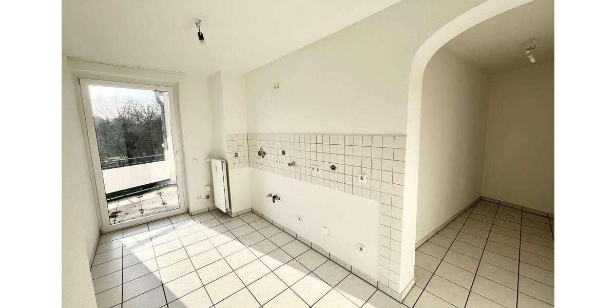 Etagenwohnung Gelsenkirchen Ückendorf - 3 Zimmer, 80 m&sup2;, 600&euro; | Angebot:26182873