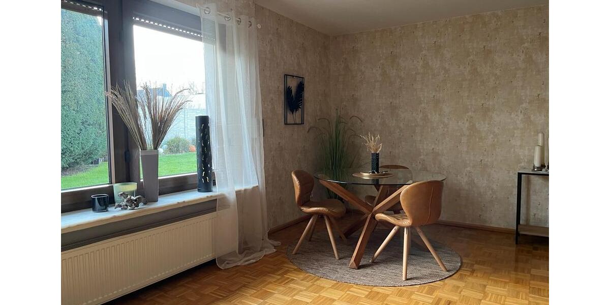 Doppelhaushälfte Gladbeck - 2.5 Zimmer, 90 m&sup2;, 1.388&euro; | Angebot:27614947