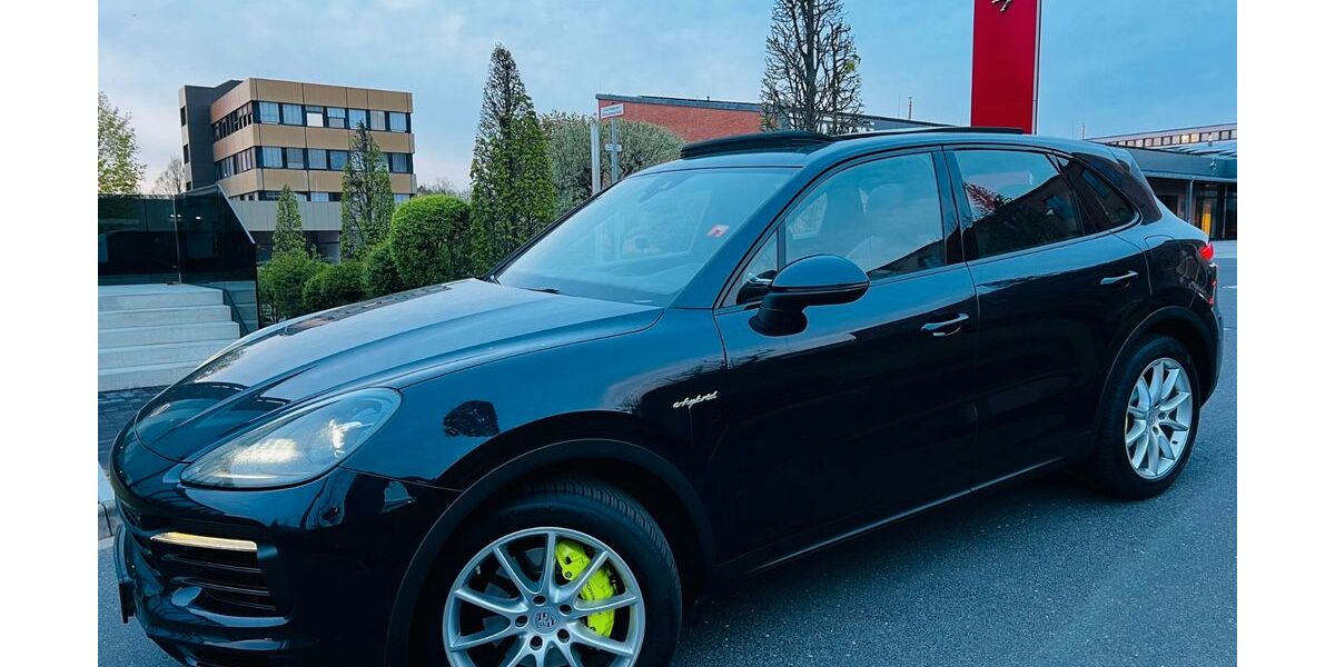 Porsche Cayenne 174.000 km 43.911 &euro; Bottrop 46242