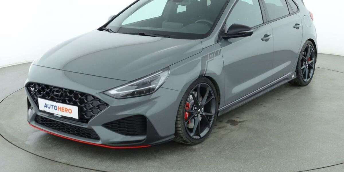 Hyundai i30 46.831 km 32.890 &euro; Essen 45141