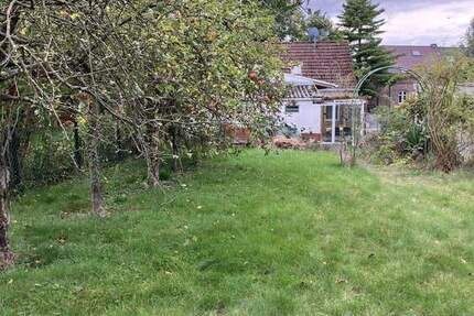 Großes Grundstück mit EFH im Duisburger Süden zimmer