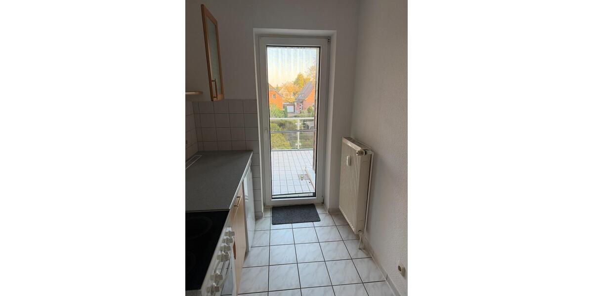 Dachgeschoßwohnung Moers Rheinkamp - 2 Zimmer, 55 m&sup2;, 650&euro; | Angebot:26272244
