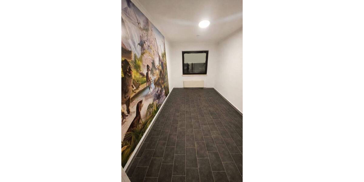 Reihenmittelhaus Velbert Mitte - 7 Zimmer, 160 m&sup2;, 420.000&euro; | Angebot:26258304