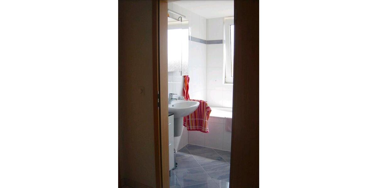 Dachgeschoßwohnung Oberhausen Alstaden - 3.5 Zimmer, 68 m&sup2;, 157.500&euro; | Angebot:25810230