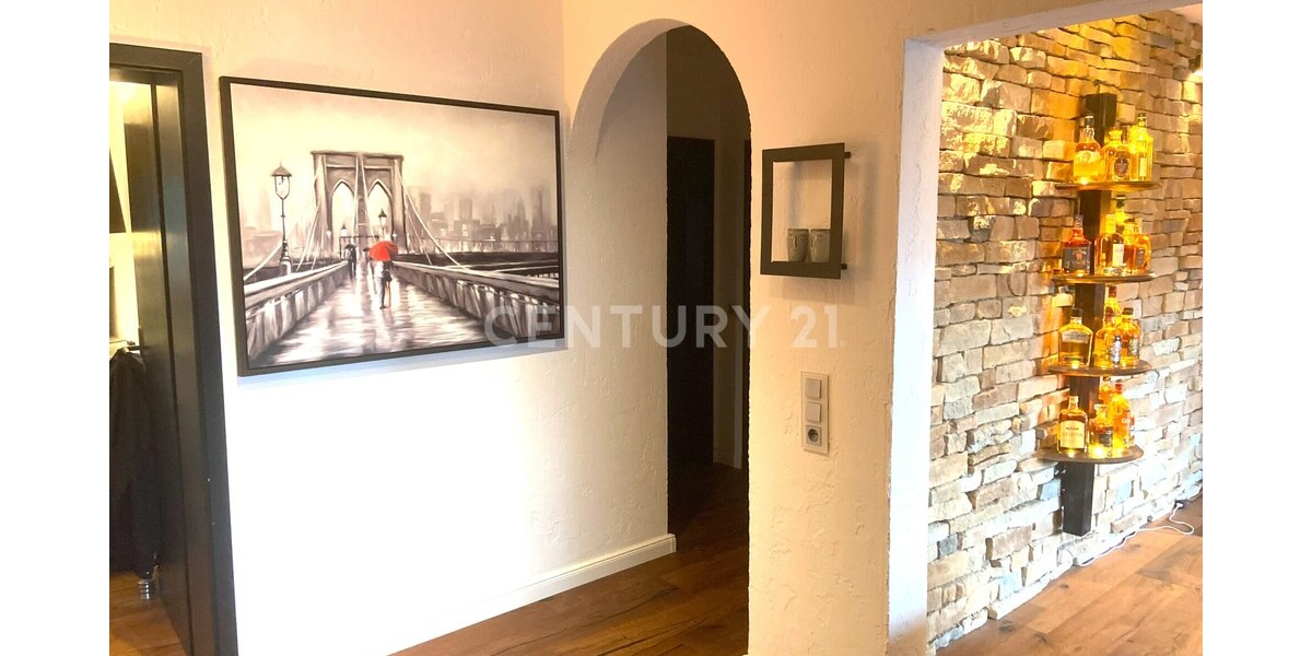 Stylische Dachgeschosswohnung! 3 zimmer