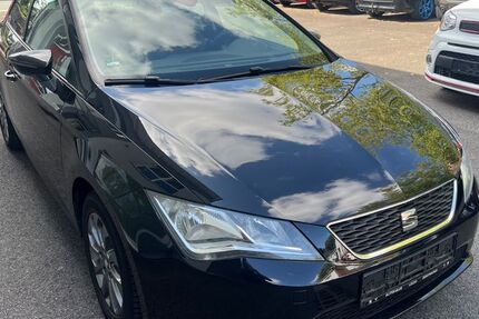Seat Leon 127.000 km 6.499 &euro; Recklinghausen 45663