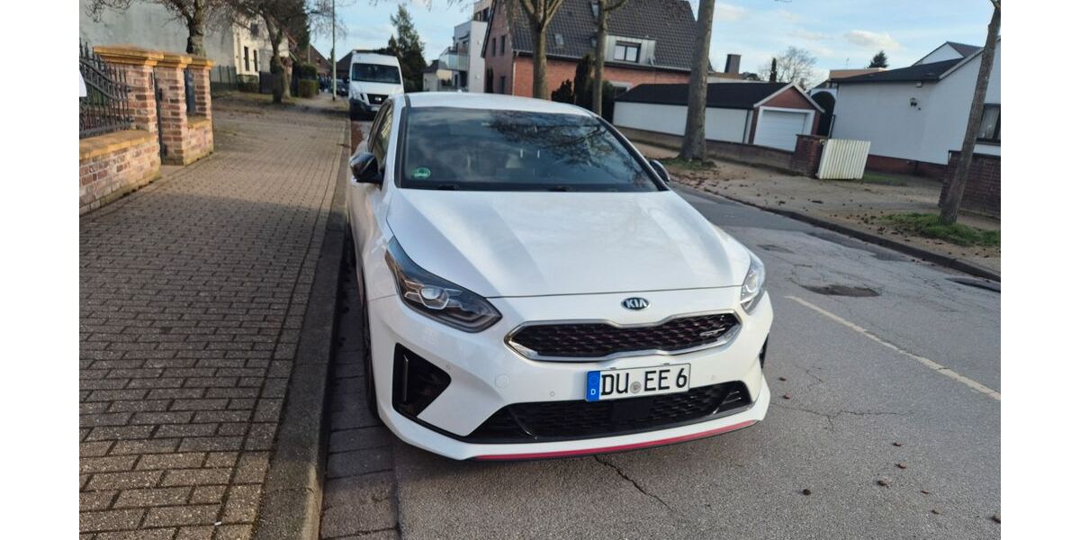 Kia pro ceed / ProCeed 56.000 km 19.499 &euro; Duisburg 47199