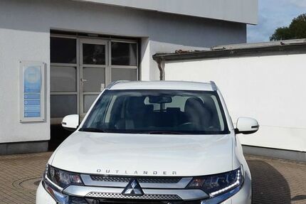 Mitsubishi Outlander 114.671 km 15.650 &euro; Bottrop 46240