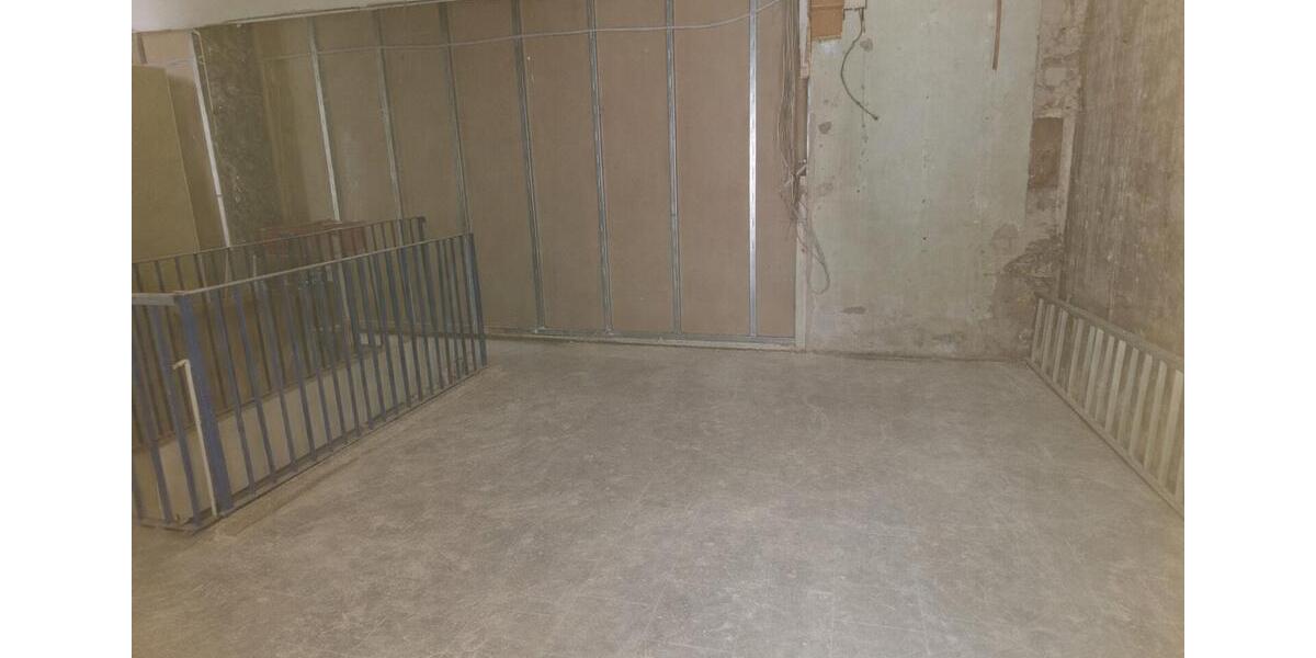 Gewerbeobjekt Duisburg Mittelmeiderich - 500&euro; | Angebot:26130890