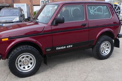 Lada Taiga 65.507 km 9.950 &euro; Essen 45309