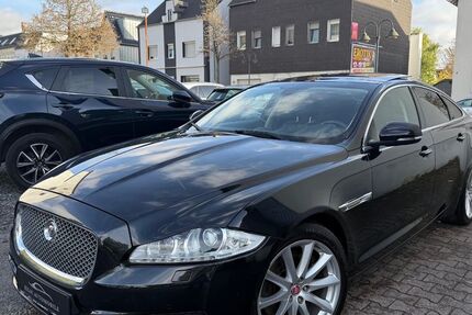 Jaguar XJ 77.000 km 22.997 € Herten 45699