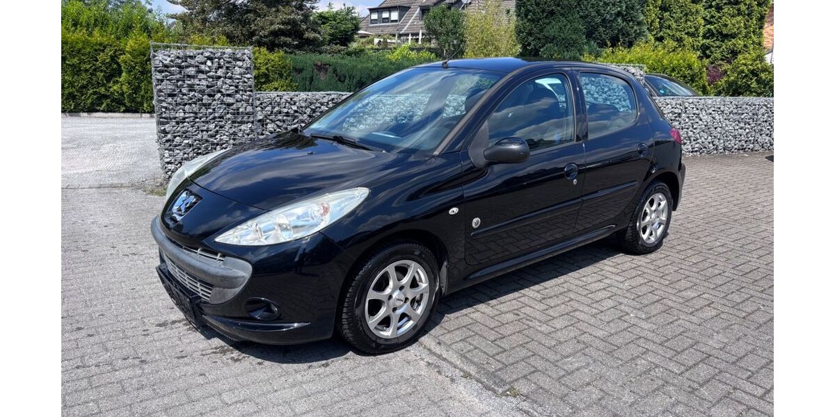 Peugeot 206 147.000 km 2.499 &euro; Mülheim / Ruhr 45473