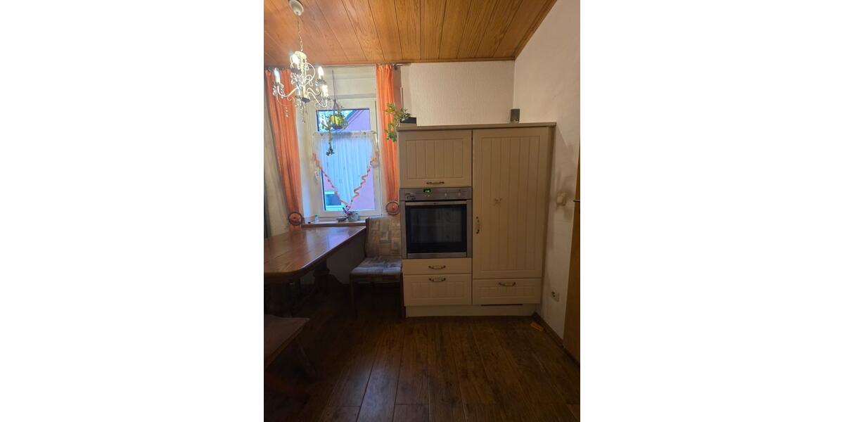 Reihenhaus Essen Stadtbezirk V - 3 Zimmer, 67 m&sup2;, 1.000&euro; | Angebot:25176393