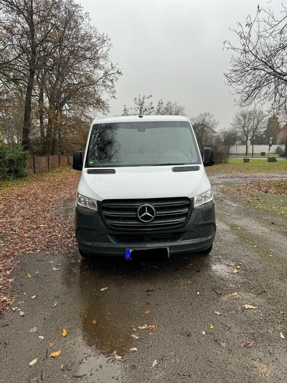 Mercedes-Benz Sprinter 131.197 km 32.500 € Rheinberg 47495