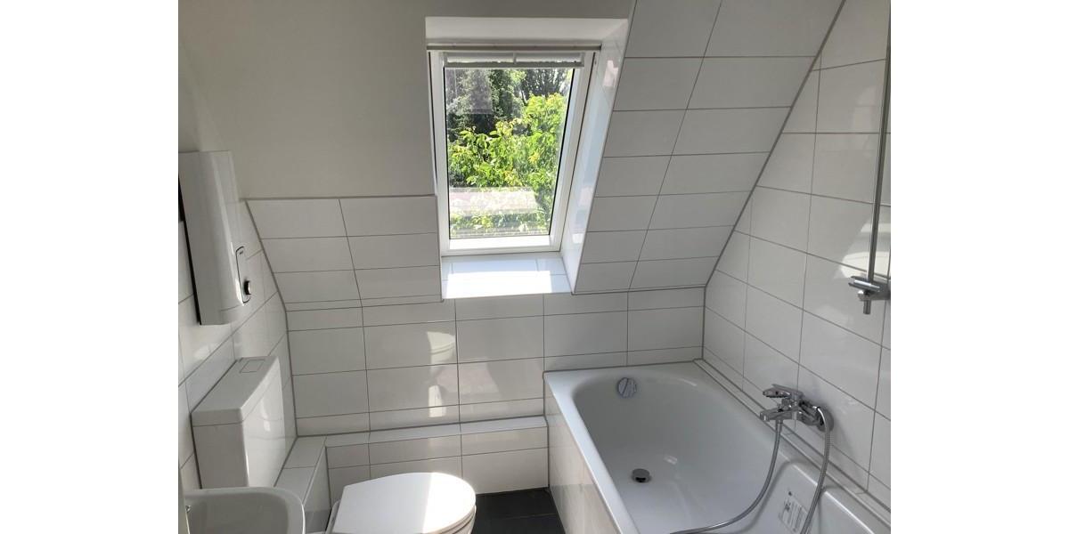 Dachgeschoßwohnung Gladbeck Brauck - 3.5 Zimmer, 56 m&sup2;, 419&euro; | Angebot:24126550