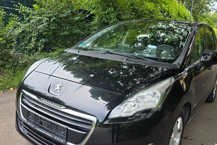 Peugeot 5008 223.000 km 4.400 &euro; Moers 47441
