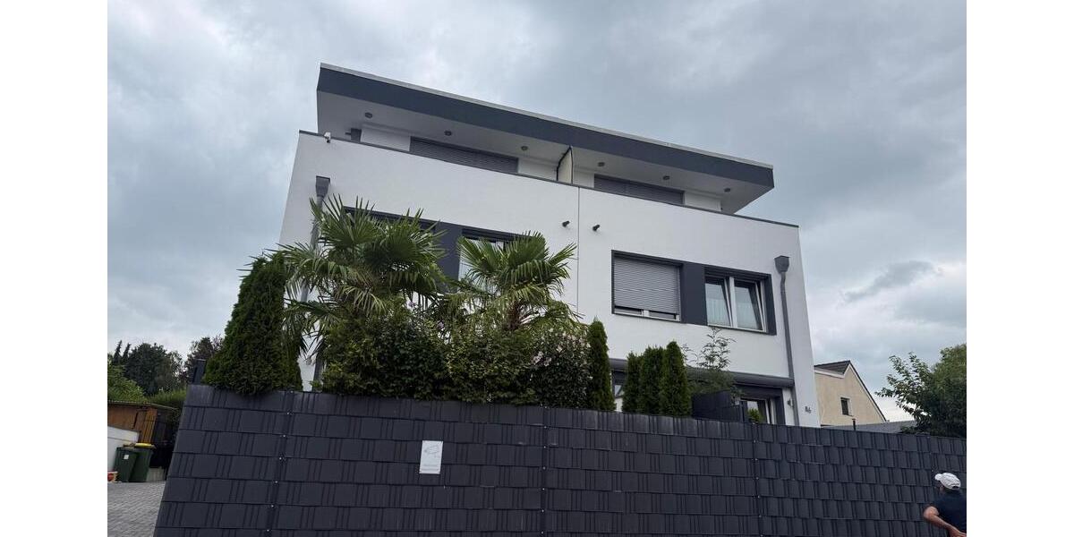 Doppelhaushälfte Oberhausen Biefang - 7 Zimmer, 161 m&sup2;, 1.950&euro; | Angebot:27615887