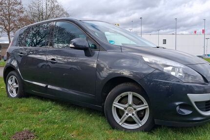 Renault Scenic 82.250 km 5.700 &euro; Bochum 44867