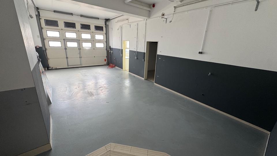Gewerbehalle in Kamp-Lintfot zur vermieten zimmer