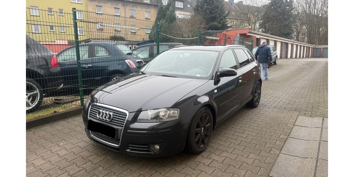 Audi A3 299.000 km 2.600 &euro; Essen 45143