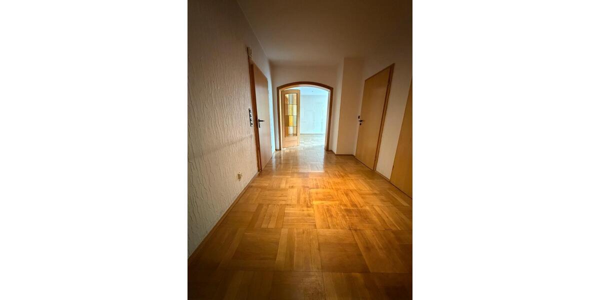 Etagenwohnung Gelsenkirchen Gelsenkirchen-Mitte - 4.5 Zimmer, 120 m&sup2;, 1.050&euro; | Angebot:26539758