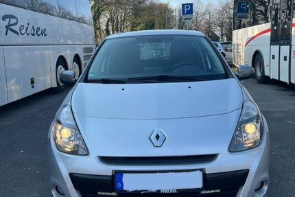 Renault Clio 111.200 km 4.850 &euro; Velbert 42549
