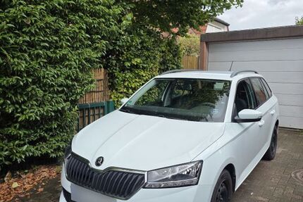 Skoda Fabia 67.000 km 10.500 &euro; Bottrop 46244