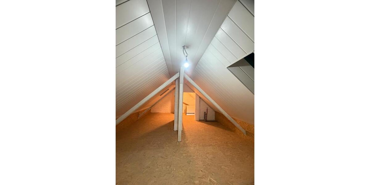 Etagenwohnung Oberhausen Alsfeld - 4 Zimmer, 85 m&sup2;, 1.300&euro; | Angebot:25195491