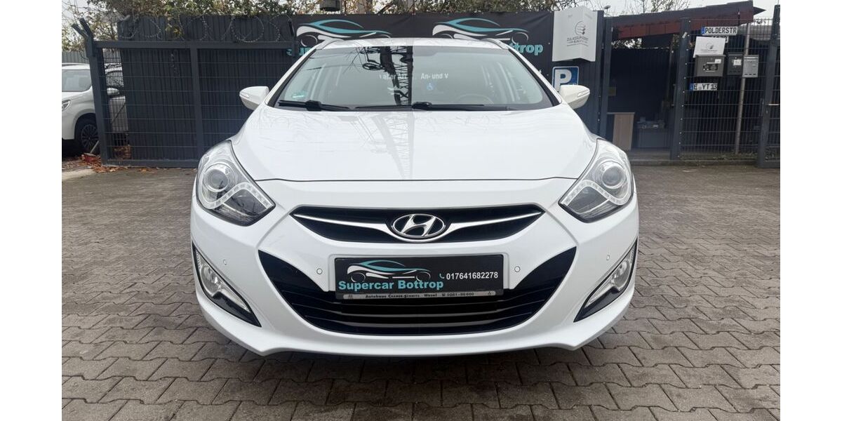 Hyundai i40 116.984 km 9.000 € Bottrop 46238