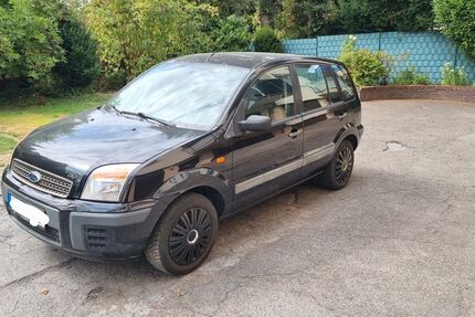 Ford Fusion 75.600 km 2.400 &euro; Essen 45147