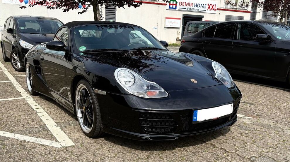 Porsche Boxster 221.400 km 12.900 € Duisburg 47198