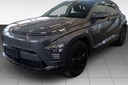 Hyundai KONA 14.167 km 29.900 &euro; Oer-Erkenschwick 45739