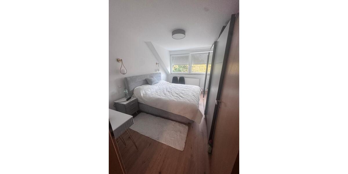 Dachgeschoßwohnung Gelsenkirchen Gelsenkirchen-West - 1 Zimmer, 70 m&sup2;, 120.000&euro; | Angebot:24751825