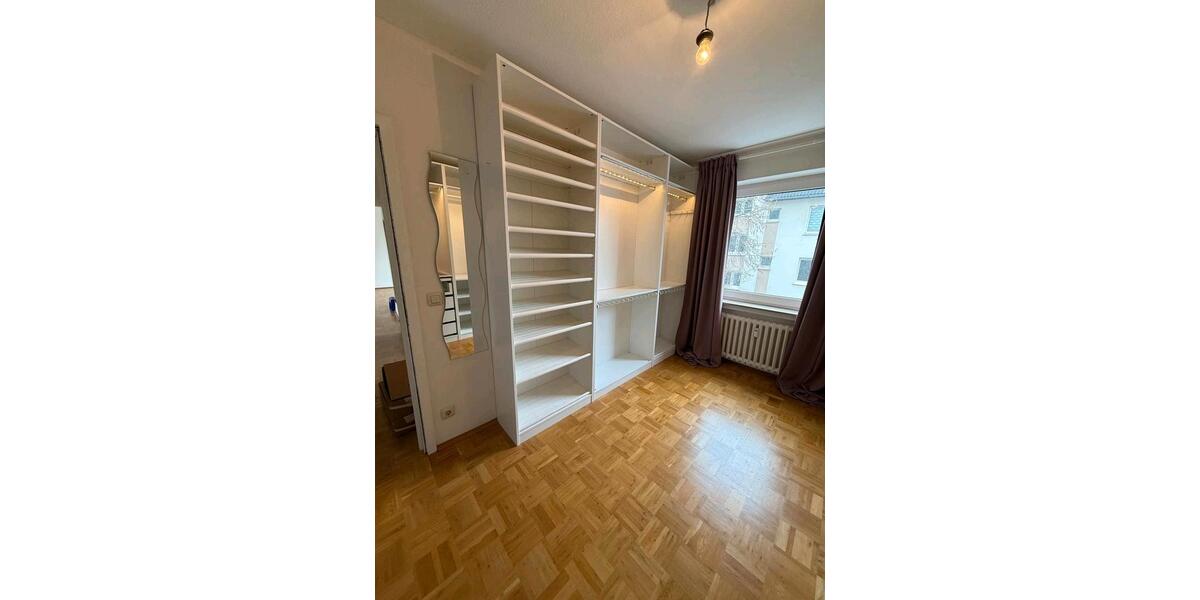 Etagenwohnung Essen Stadtbezirk III - 2 Zimmer, 75 m&sup2;, 1.050&euro; | Angebot:26341708