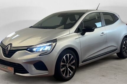 Renault Clio 18.283 km 14.649 &euro; Moers 47445