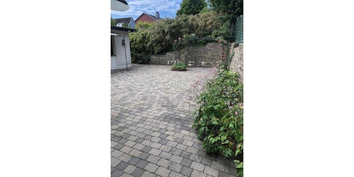 Witten-Bommern: grosses Haus mit großem Grundstück zu vermieten 8 zimmer