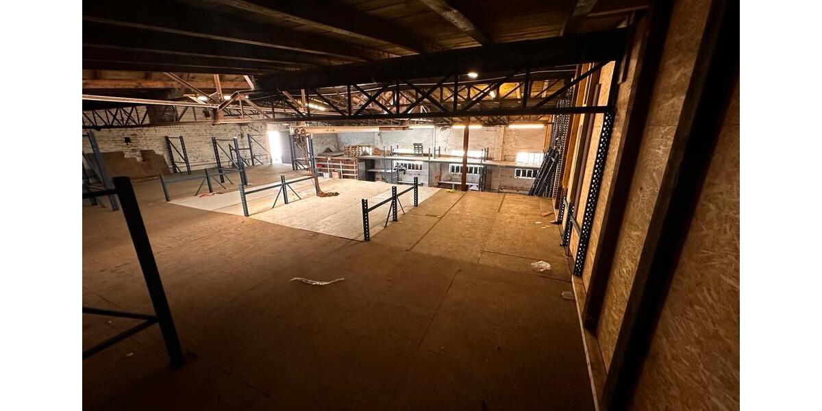 Lagerhalle in Bochum-Wattenscheid – ca. 220 m² auf 2 Etagen zimmer