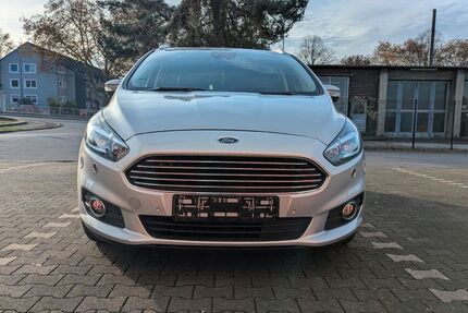 Ford S-Max 132.000 km 13.900 &euro; essen 45145