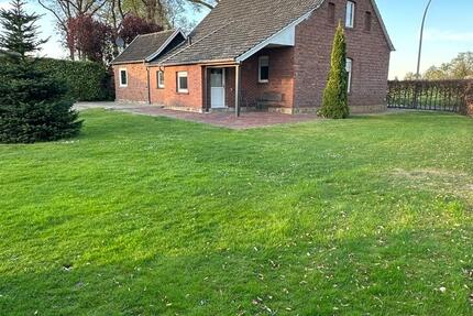Haus im Grünen Leben auf dem Land im südlichen Emsland