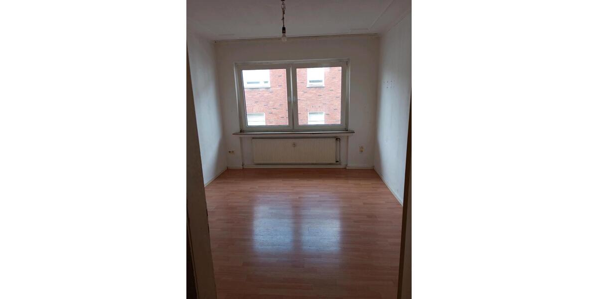 Etagenwohnung Oberhausen - 4 Zimmer, 92 m&sup2;, 122.000&euro; | Angebot:25305230