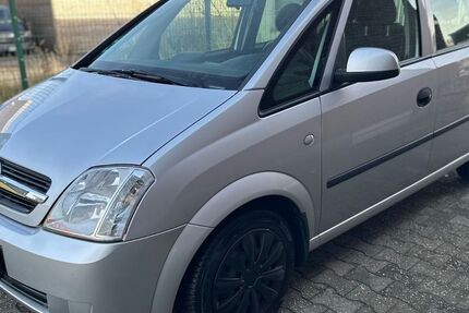 Opel Meriva 122.000 km 3.999 &euro; Bottrop 46238