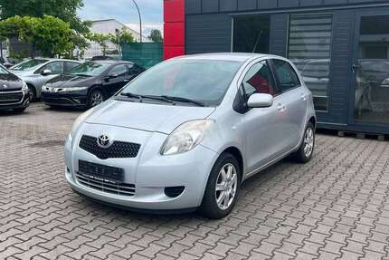 Toyota Yaris 79.573 km 4.699 &euro; Bottrop 46238