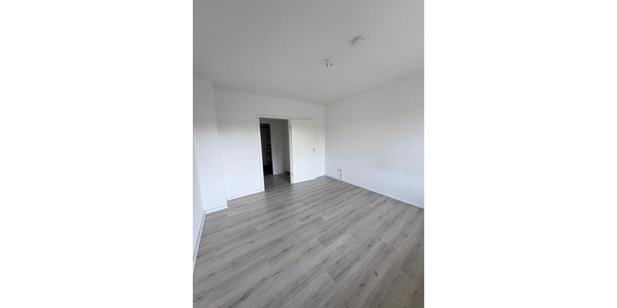 Etagenwohnung Ratingen Tiefenbroich - 2 Zimmer, 65 m&sup2;, 709&euro; | Angebot:26270299