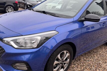 Hyundai i20 74.000 km 9.999 &euro; Essen 45355