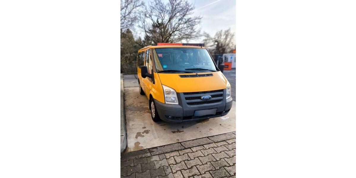 Ford Transit 289.000 km 5.300 &euro; Oberhausen 46045