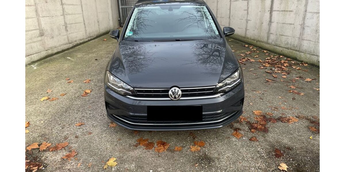 VW Golf Sportsvan 61.000 km 17.300 &euro; Recklinghausen 45663