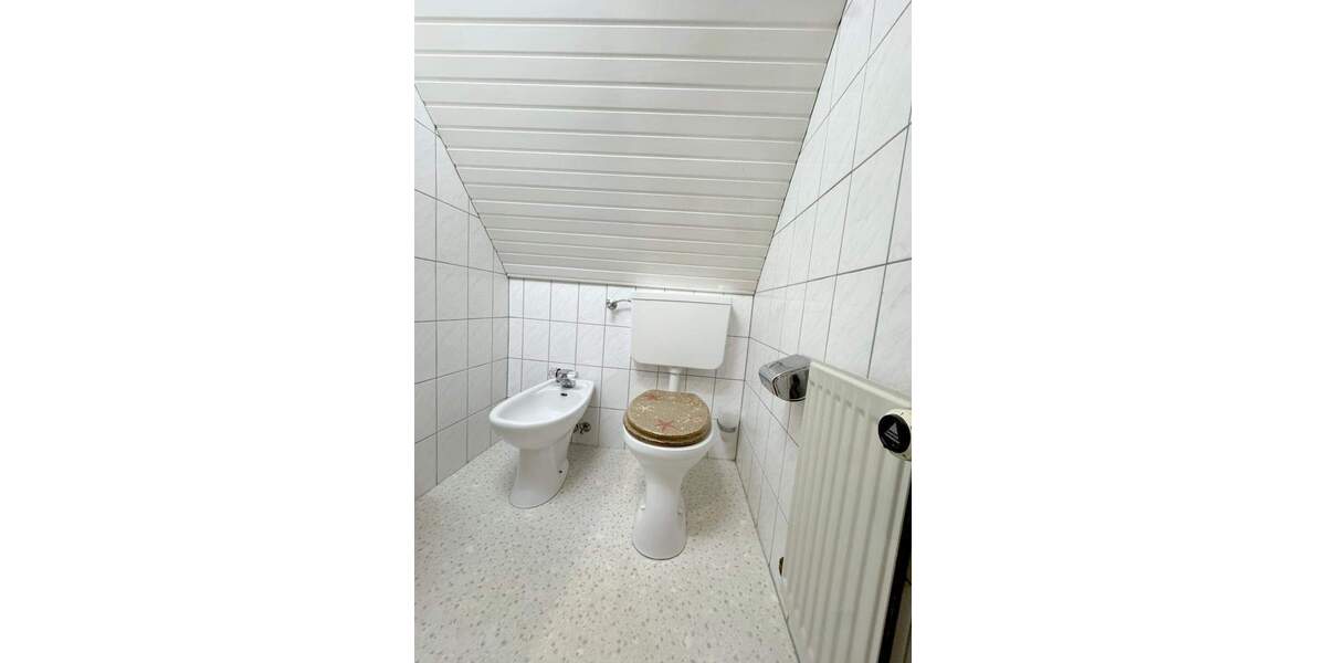 Mehrfamilienhaus, Wohnhaus Oberhausen Sterkrade-Nord - 9 Zimmer, 254 m&sup2;, 759.000&euro; | Angebot:25319533